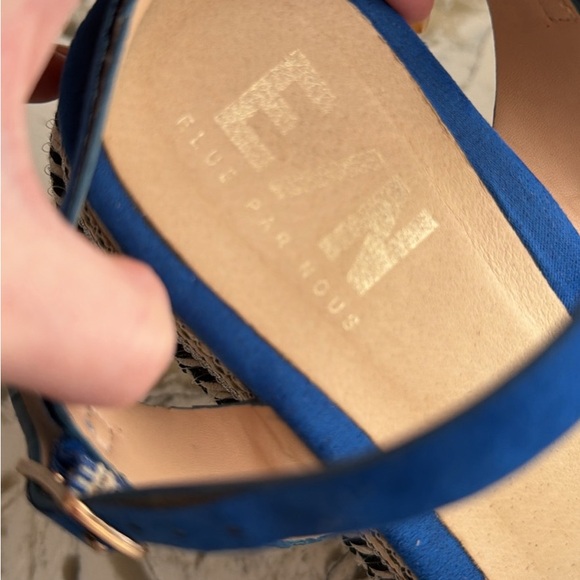 Blue suede Platform Sandals - Picture 6 of 6